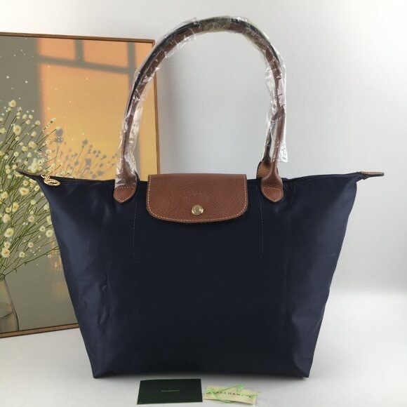 Longchamp Handbags - NEW Longchamp Le Pliage Original Medium Shoulder Tote Navy Handbag M